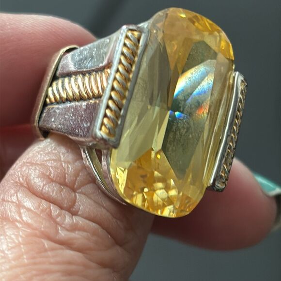 Yellow Gold & Silver Tone Chunky Cocktail Ring Size 5 - Picture 1 of 15